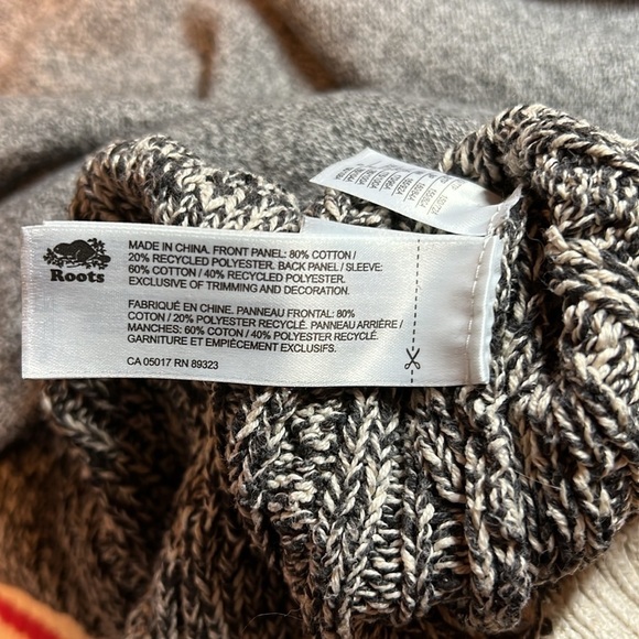 ROOTS Canada Cabin Knit Sweater Hoodie sz Medium - Picture 9 of 10